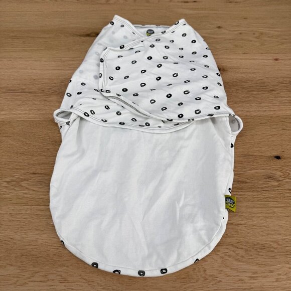 Nested Bean Baby Weighted Zen Swaddle Classic Size 0-6M White O Me O My 1.5 Tog - Picture 1 of 8